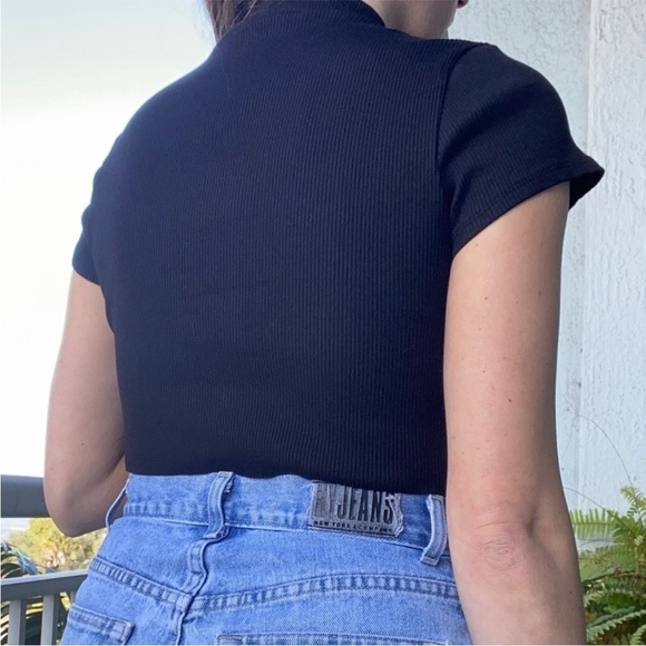 Express Y2k Ribbed Zipper Crop Top - Picture 6 of 8